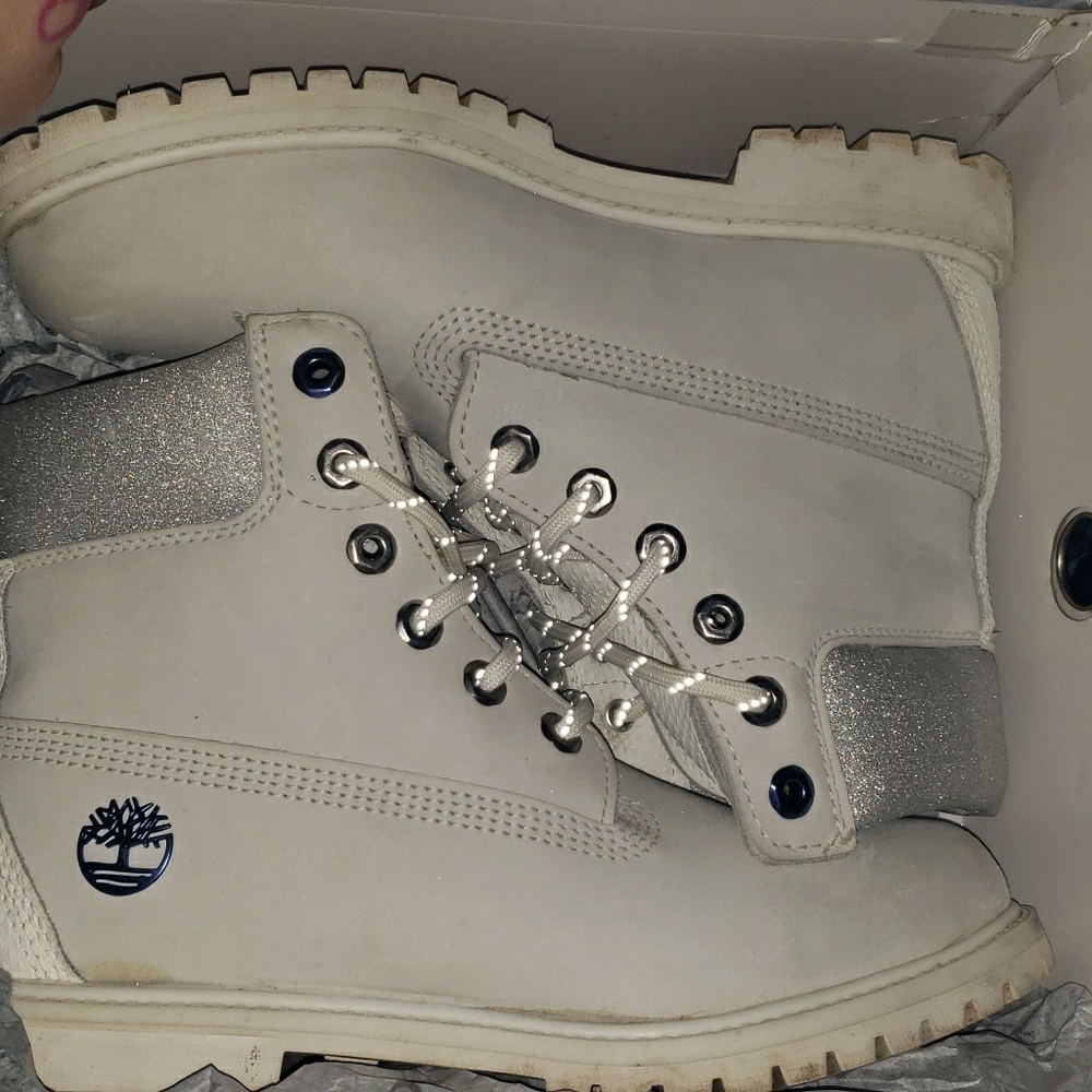 New Timberlands Ladies Boots